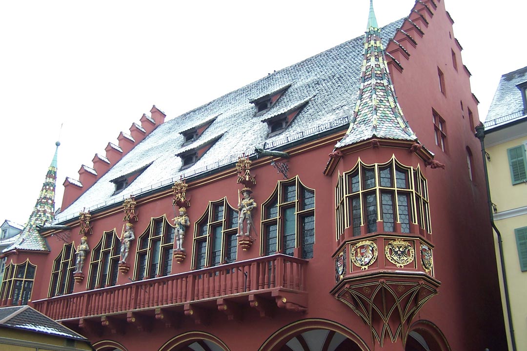 Historisches Kaufhaus auf dem Münsterplatz in Freiburg